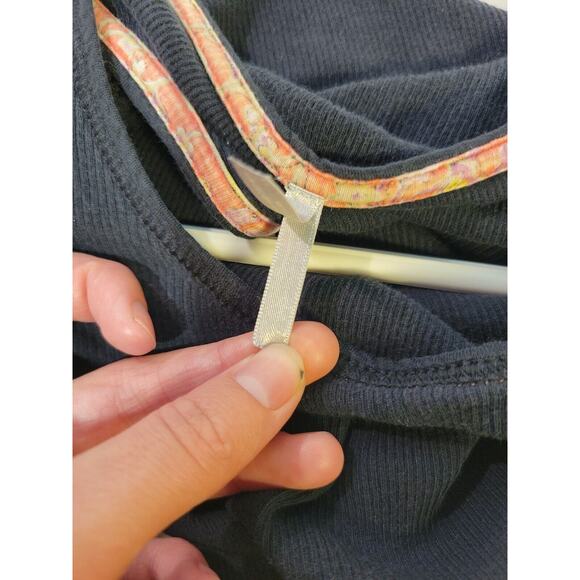 Max Love Womens Black Tank Top Size M - Picture 4 of 6